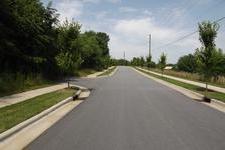 Wide streets, curbs and sidewalks Thumbnail